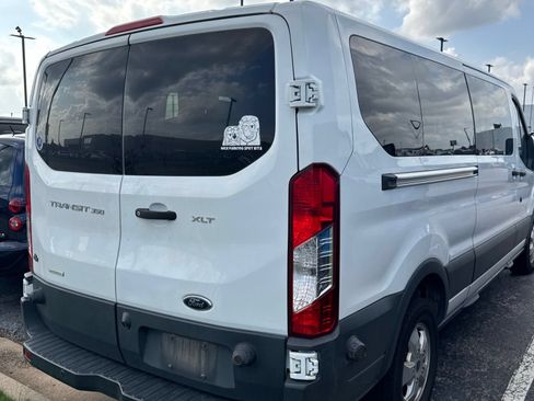 Used 2018 Ford Transit 350 XLT RWD image 3