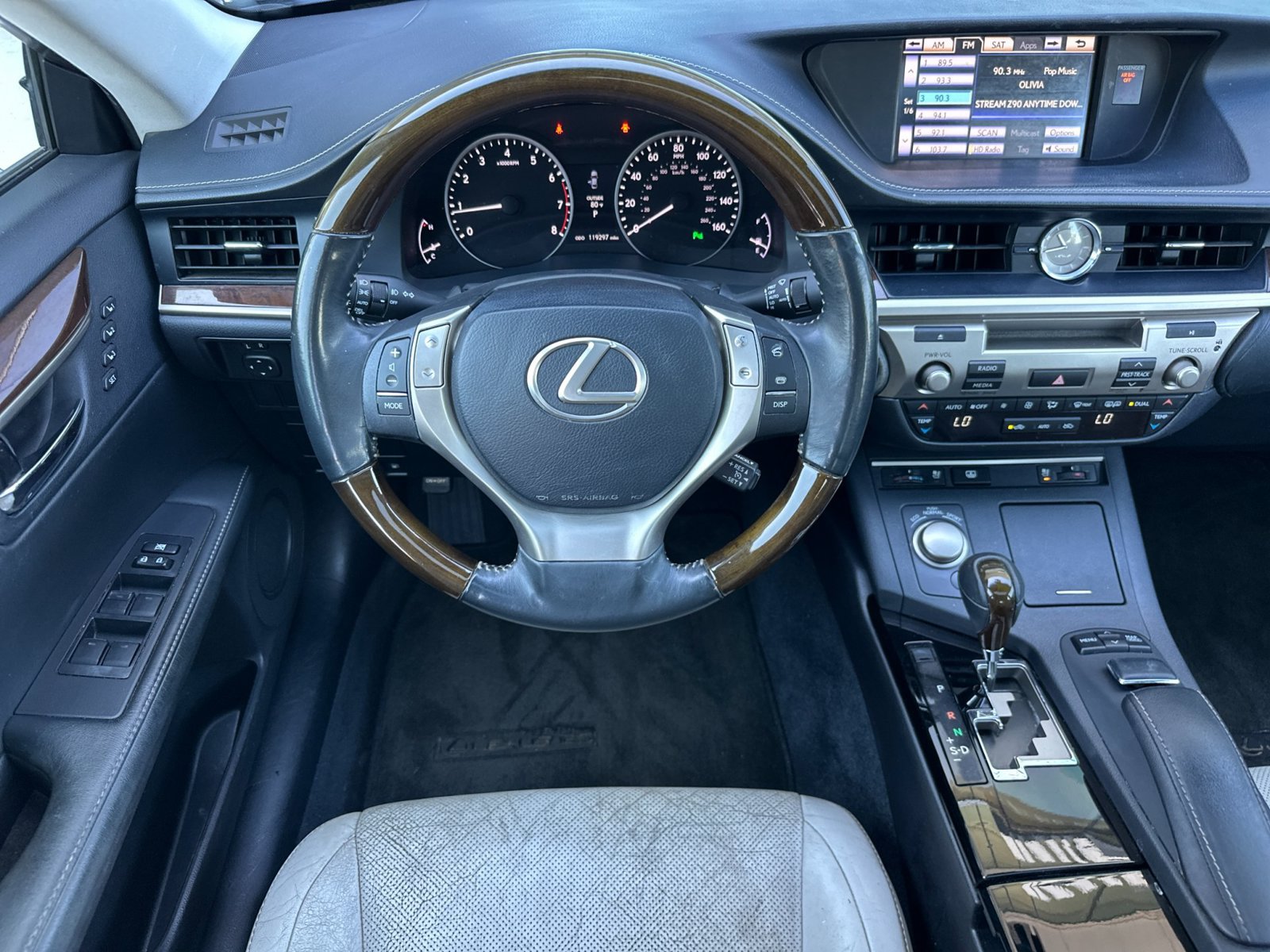 Used 2014 Lexus ES 350 w/ Luxury Package FWD image 12
