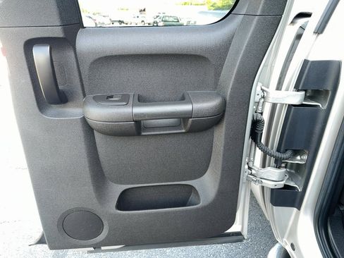 Used 2009 GMC Sierra 1500 SLE w/ Power Pack Plus AWD/4WD image 21