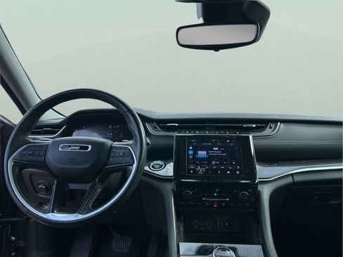 Certified 2022 Jeep Grand Cherokee L Laredo w/ Luxury Tech Group I image 10