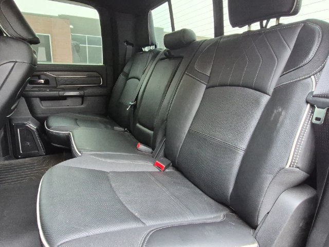 Used 2025 RAM 3500 Limited AWD/4WD image 12