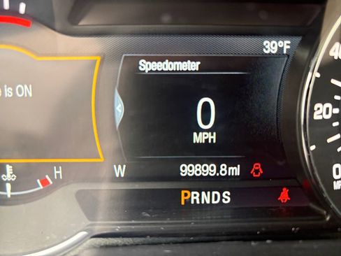 Used 2017 Lincoln MKZ Reserve w/ Climate Package image 28