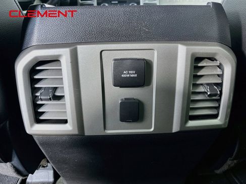 Used 2017 Ford F250 Lariat w/ Chrome Package AWD/4WD image 30