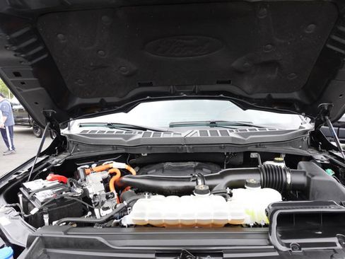 Used 2023 Ford F150 Lariat w/ Equipment Group 502A High AWD/4WD image 71