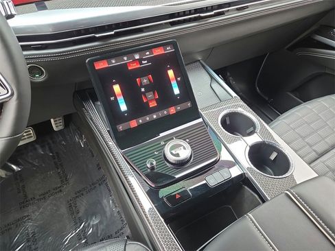 Used 2025 Cadillac Escalade ESV V image 14