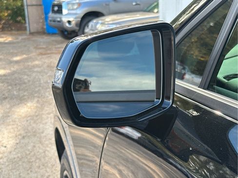 Certified 2024 Chevrolet Blazer RS w/ Driver Confidence II Package image 13