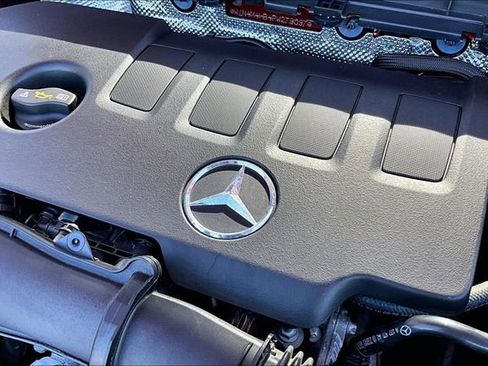 Certified 2023 Mercedes-Benz GLB 250 250 image 34