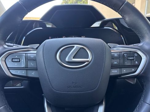 Certified 2024 Lexus NX 250 FWD image 27