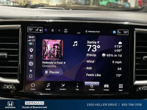 Used 2024 Chrysler Pacifica Limited FWD image 22