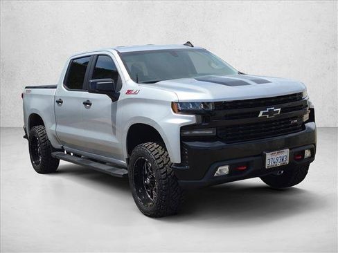 Used 2020 Chevrolet Silverado 1500 LT Trail Boss AWD/4WD image 3