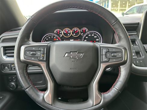 Used 2021 Chevrolet Suburban RST w/ Luxury Package image 26