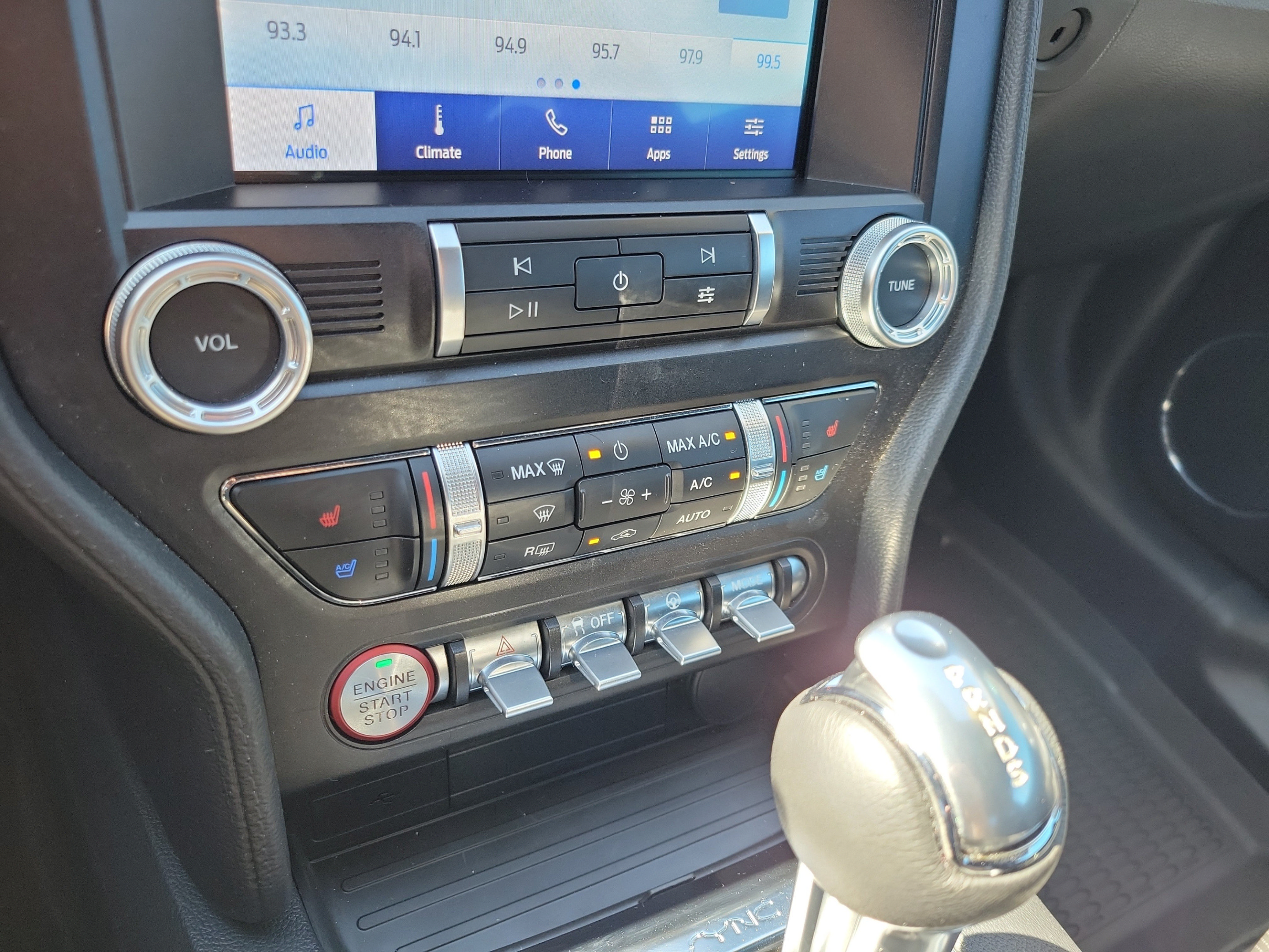 Used 2022 Ford Mustang Premium RWD image 20