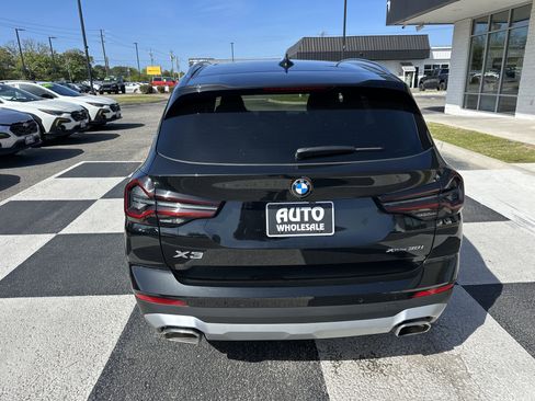 Used 2024 BMW X3 xDrive30i w/ Premium Package w/ZPA image 4