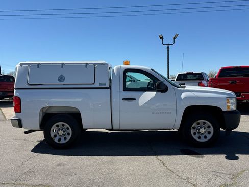 Used 2013 Chevrolet Silverado 1500 W/T image 3