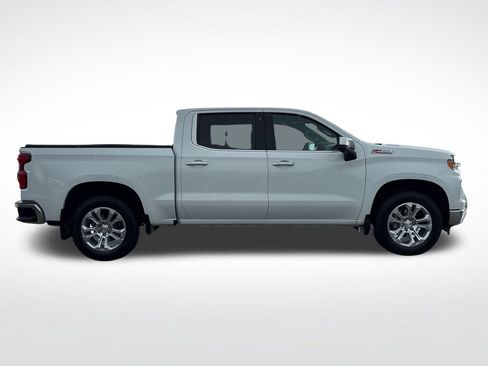 Used 2024 Chevrolet Silverado 1500 LTZ w/ LTZ Premium Package AWD/4WD image 8
