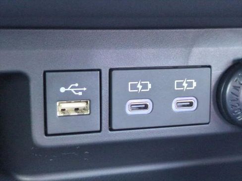 Certified 2026 Toyota Highlander Limited AWD/4WD image 22