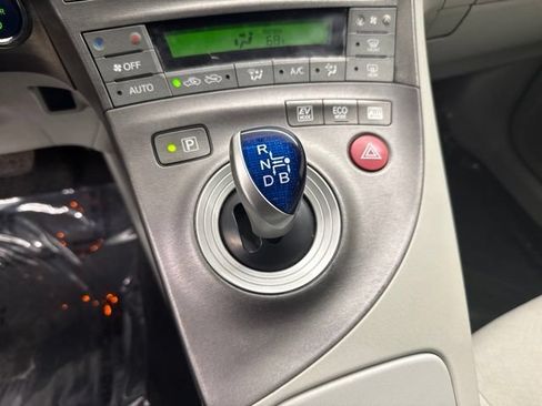 Used 2014 Toyota Prius Three FWD image 35