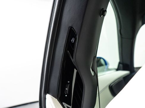 Certified 2025 Ferrari Purosangue image 30