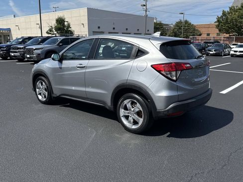 Used 2019 Honda HR-V LX image 21