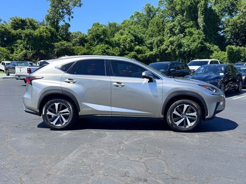 Used 2018 Lexus NX 300h AWD w/ Premium Package image 8