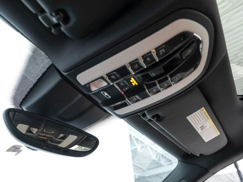 Used 2017 Porsche Cayenne S w/ Premium Plus Package image 24