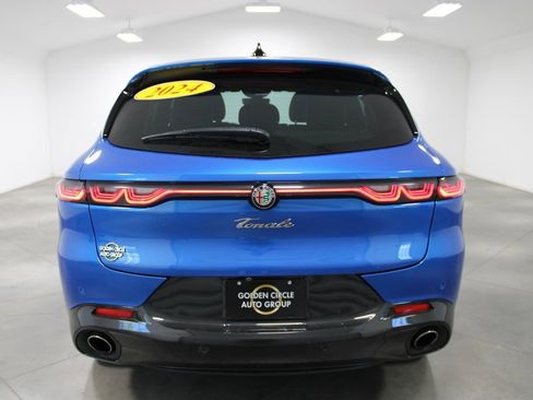Used 2024 Alfa Romeo Tonale Veloce AWD/4WD image 8