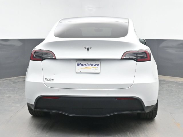 Used 2022 Tesla Model Y Long Range AWD/4WD image 13