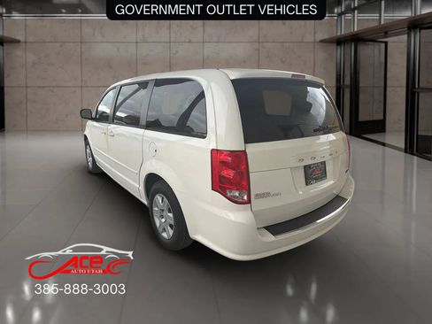 Used 2012 Dodge Grand Caravan SE image 2