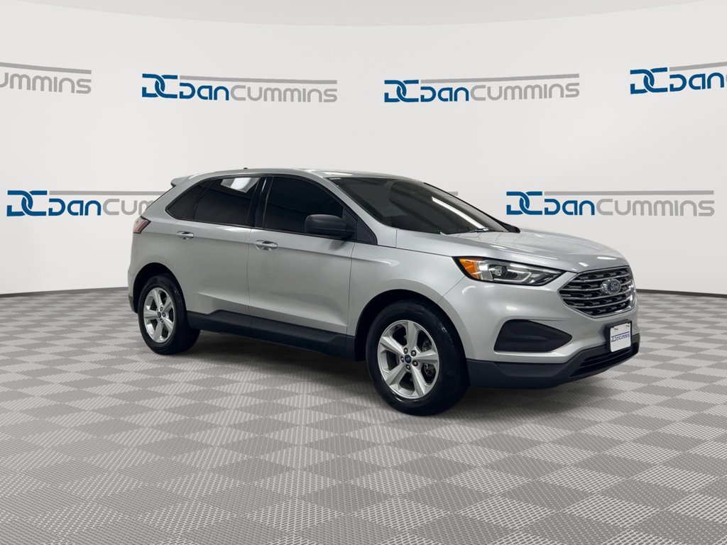 Used 2019 Ford Edge SE FWD image 2