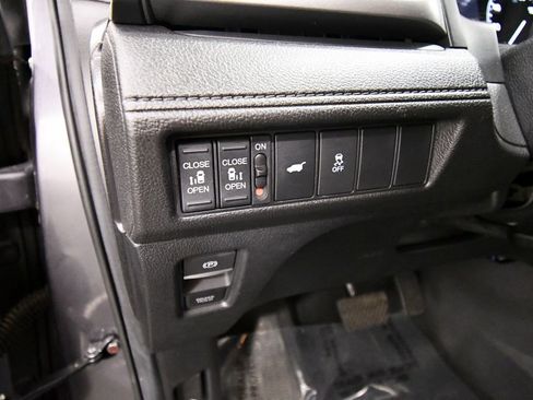 Certified 2025 Honda Odyssey EX-L image 20