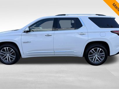 Used 2022 Chevrolet Traverse High Country