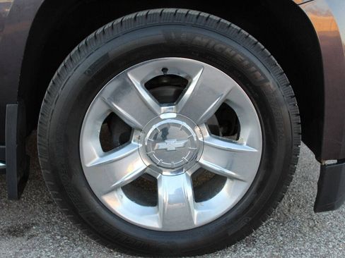 Used 2015 Chevrolet Tahoe LTZ AWD/4WD image 9