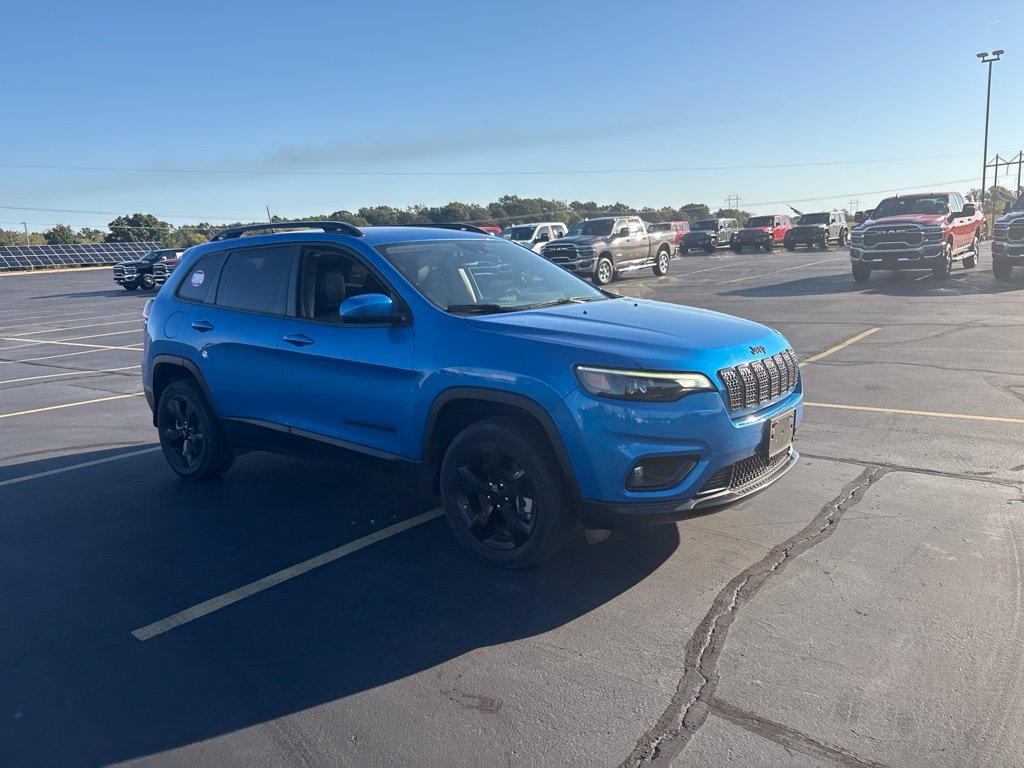 Used 2021 Jeep Cherokee Latitude Plus AWD/4WD image 11