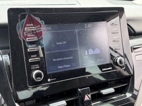 Used 2021 Toyota Camry LE FWD image 8