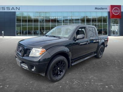 Used 2021 Nissan Frontier SV w/ Midnight Edition Floor Mats