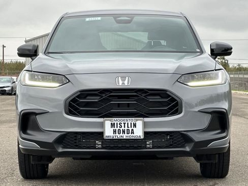 New 2026 Honda HR-V Sport image 8