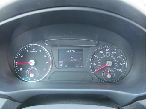 Used 2020 Kia Sorento LX FWD image 13