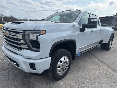New 2026 Chevrolet Silverado 3500 High Country image 5
