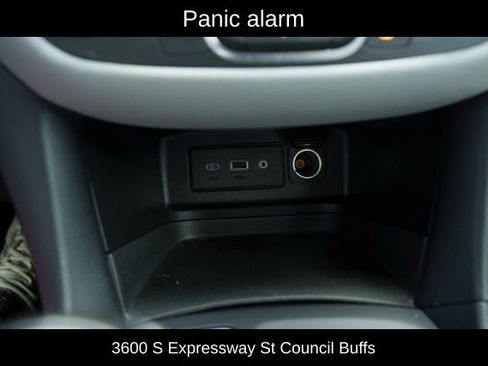 Used 2019 Chevrolet Equinox LS FWD image 21