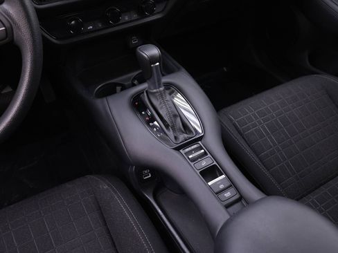 Certified 2023 Honda HR-V LX image 12