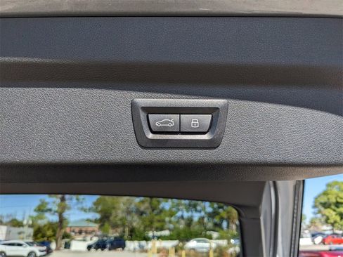 Used 2025 BMW X2 xDrive28i image 14