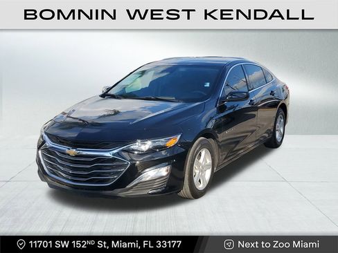 Used 2024 Chevrolet Malibu LS image 3