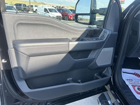 New 2026 Ford F350 Lariat w/ FX4 Off-Road Package AWD/4WD image 10