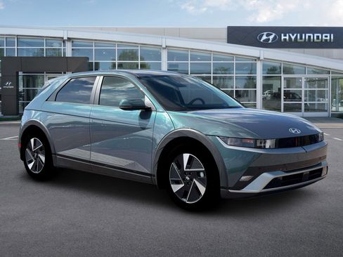 New 2026 Hyundai Ioniq 5 SEL image 10