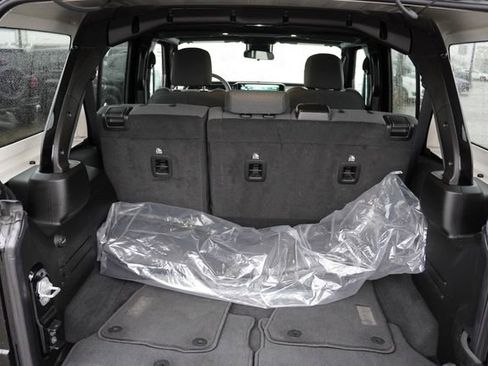 Certified 2025 Jeep Wrangler Unlimited Sahara w/ Safety Group image 20