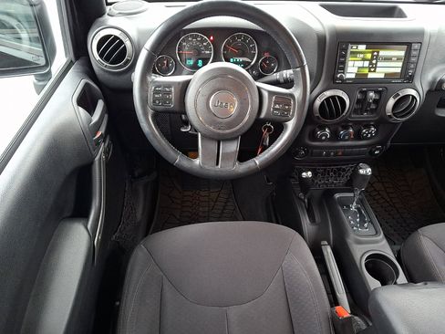 Used 2015 Jeep Wrangler Unlimited Sport w/ Quick Order Package 24S image 11