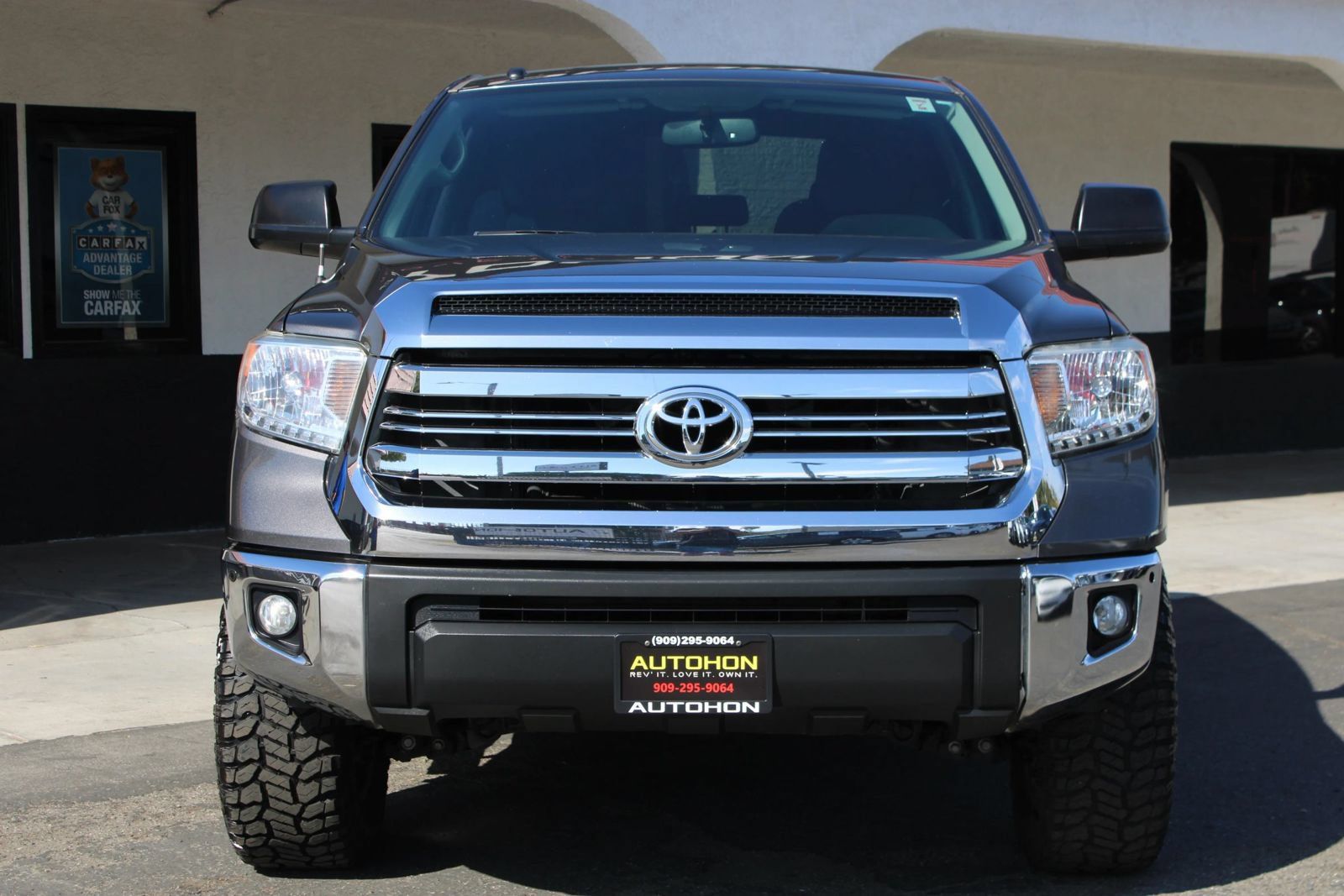 Used 2016 Toyota Tundra SR5 w/ SR5 Upgrade Package RWD image 2