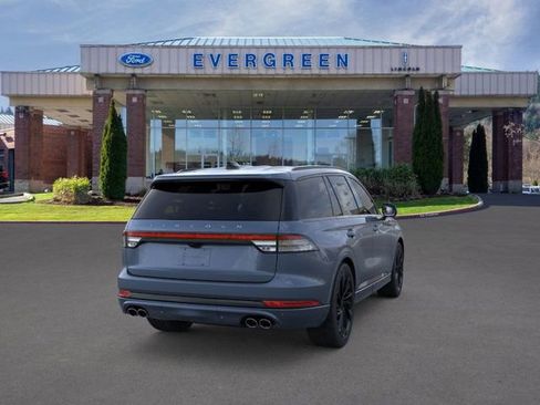 New 2026 Lincoln Aviator Reserve image 8