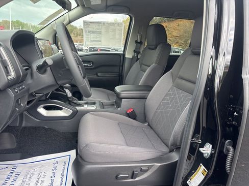 New 2026 Nissan Frontier SV w/ SV Convenience Package AWD/4WD image 14