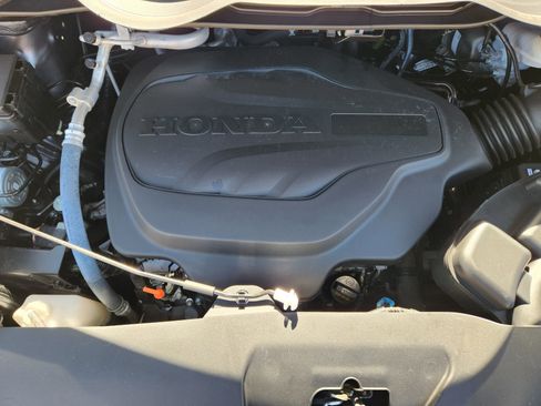 Certified 2024 Honda Odyssey EX-L image 31